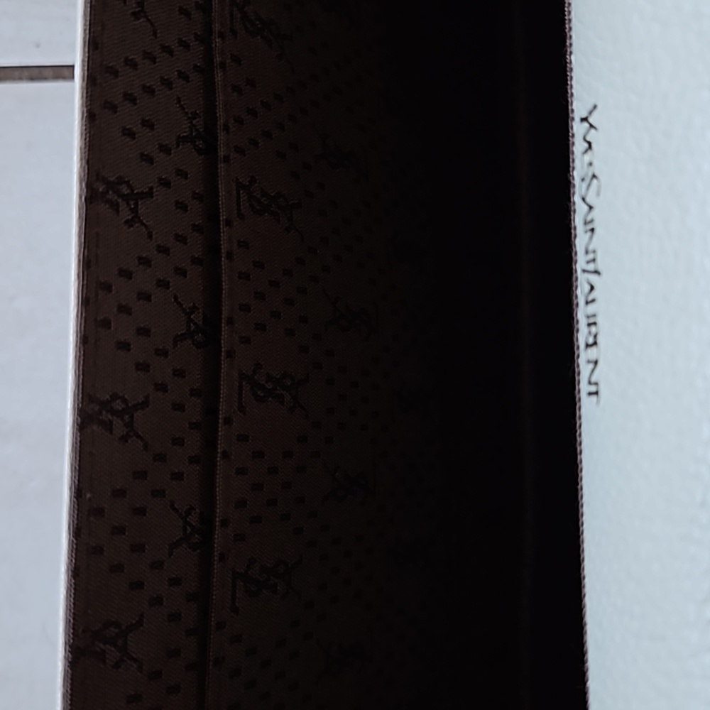 Yves Saint Laurent Vintage Quilted Wave Cream Caviar Leather Clutch Bag EUC - Picture 11 of 12